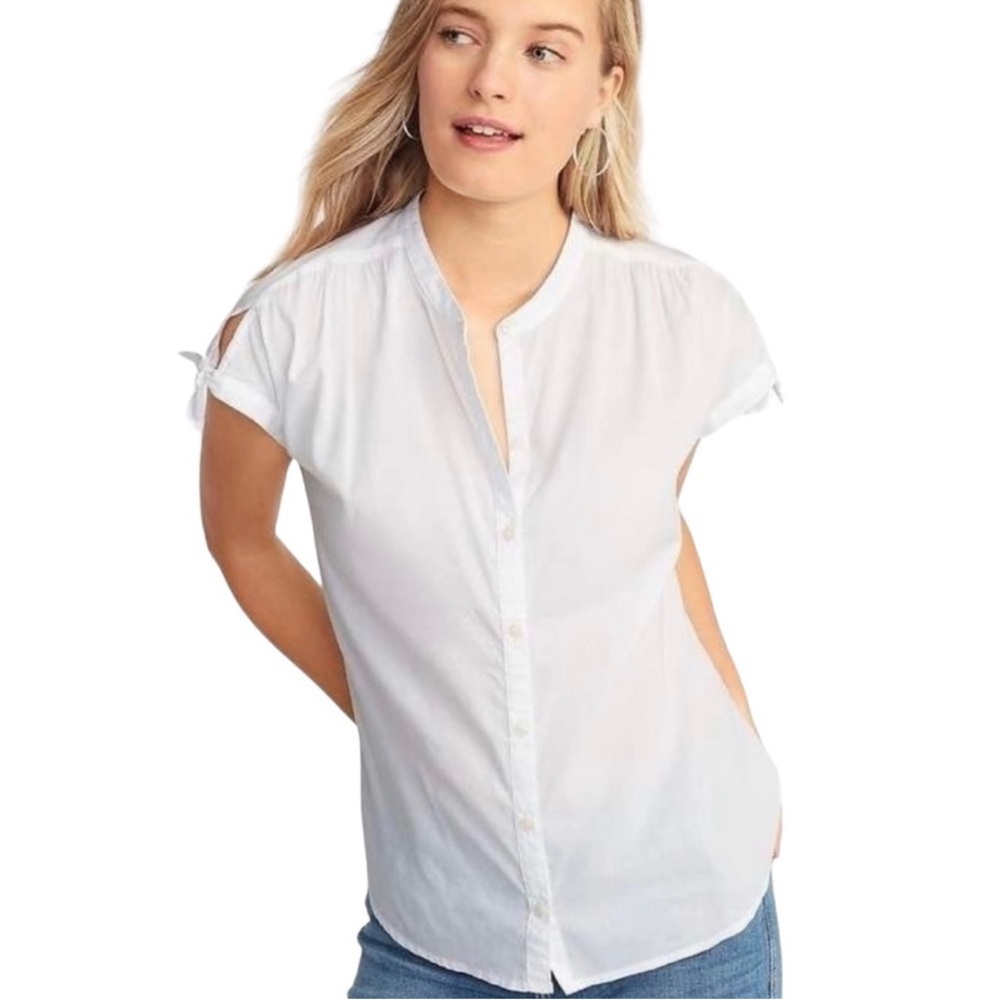 Old Navy White Short Sleeve Button Down Shirt Size Medium